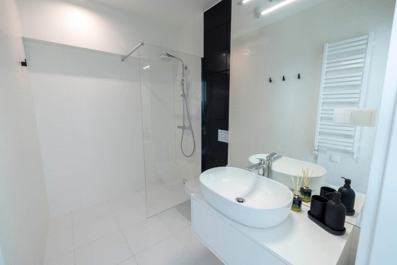 Wave Private Apartament - Sea View 미엥지즈드로예 외부 사진